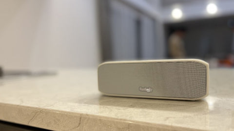 IPコードとは?スマホやイヤホンの防水・防塵等級を解説