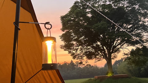 おすすめのランタンハンガーとは?選び方の基準と使うメリット