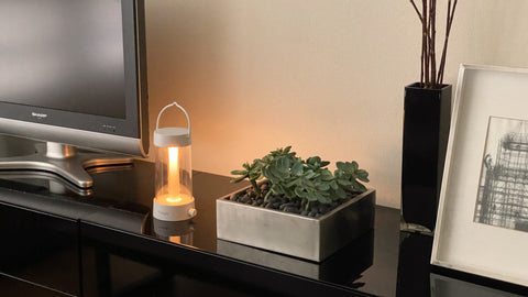 インテリアにも使える!おしゃれで使いやすい室内ランタンの選び方