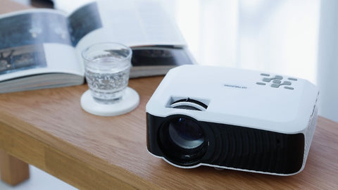 新生活を楽しもう!一人暮らしを充実させるおすすめのプロジェクター3選