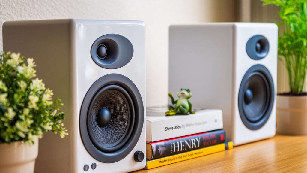 パッシブスピーカー、アクティブスピーカーとは？違いとメリット