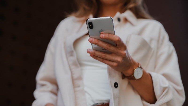 Eshareとは？スマートフォンがプロジェクターのリモコンに